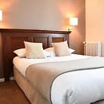 Отель Cit'hotel L'europe - Gare Шоле