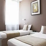 Cit'hotel L'europe - Gare 2* Шоле
