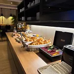 Cit'hotel L'europe - Gare מלון שולה