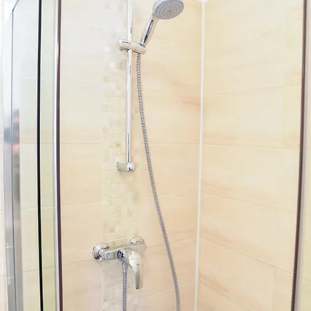 Cit'hotel L'europe - Gare 2* שולה