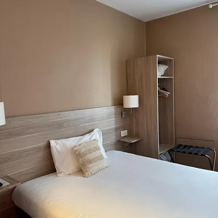 Cit'hotel L'europe - Gare מלון שולה
