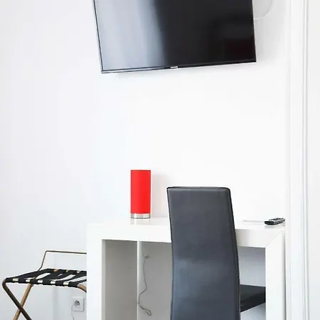 Cit'hotel L'europe - Gare Шоле