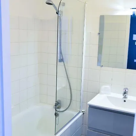 Cit'hotel L'europe - Gare מלון שולה