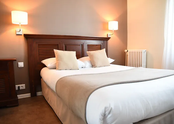 Hotel Cit'hotel L'europe - Gare Cholet