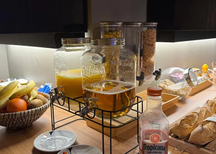 Cit'hotel L'europe - Gare Σολέ