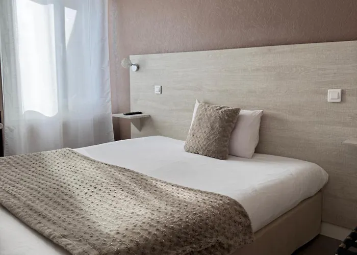 Cit'hotel L'europe - Gare 2* Cholet