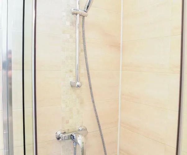 Hotel Cit'Hotel L'Europe - Cholet Gare 2*